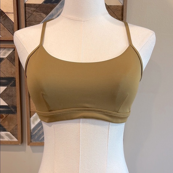 ALO Yoga Intrigue Bra Golden Olive Branch Medium - Picture 1 of 6